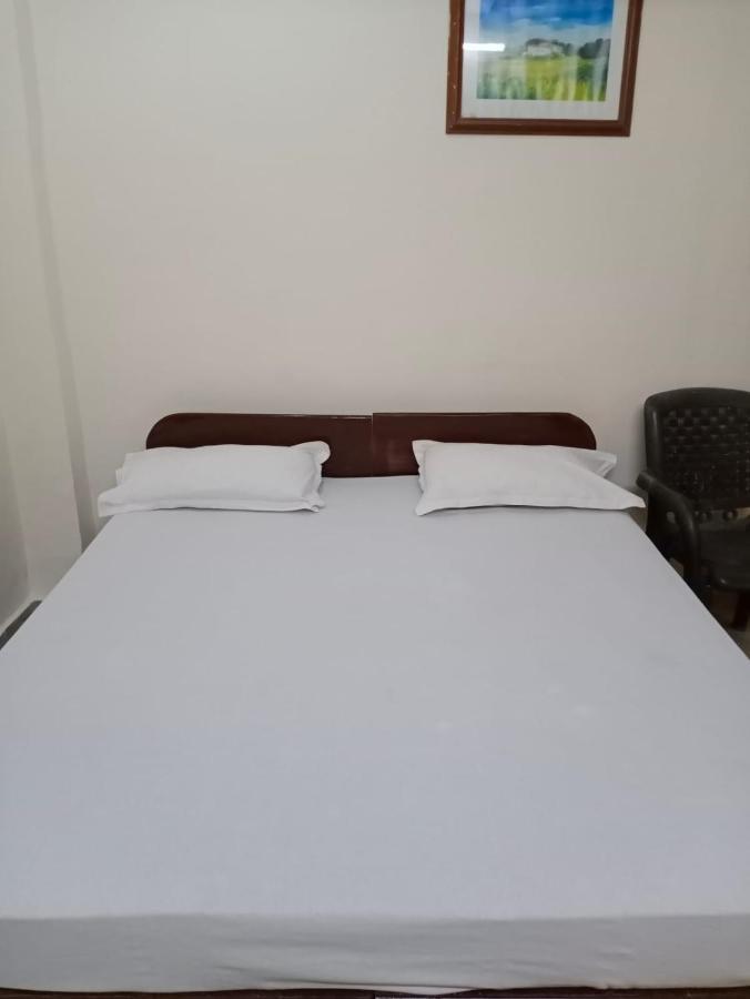 S S Hotel And Restaurant By Wb Economy Jaunpur Luaran gambar