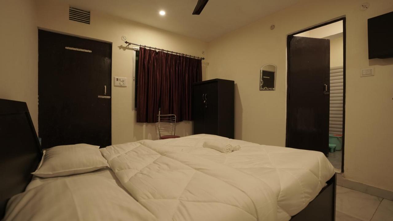 S S Hotel And Restaurant By Wb Economy Jaunpur Luaran gambar